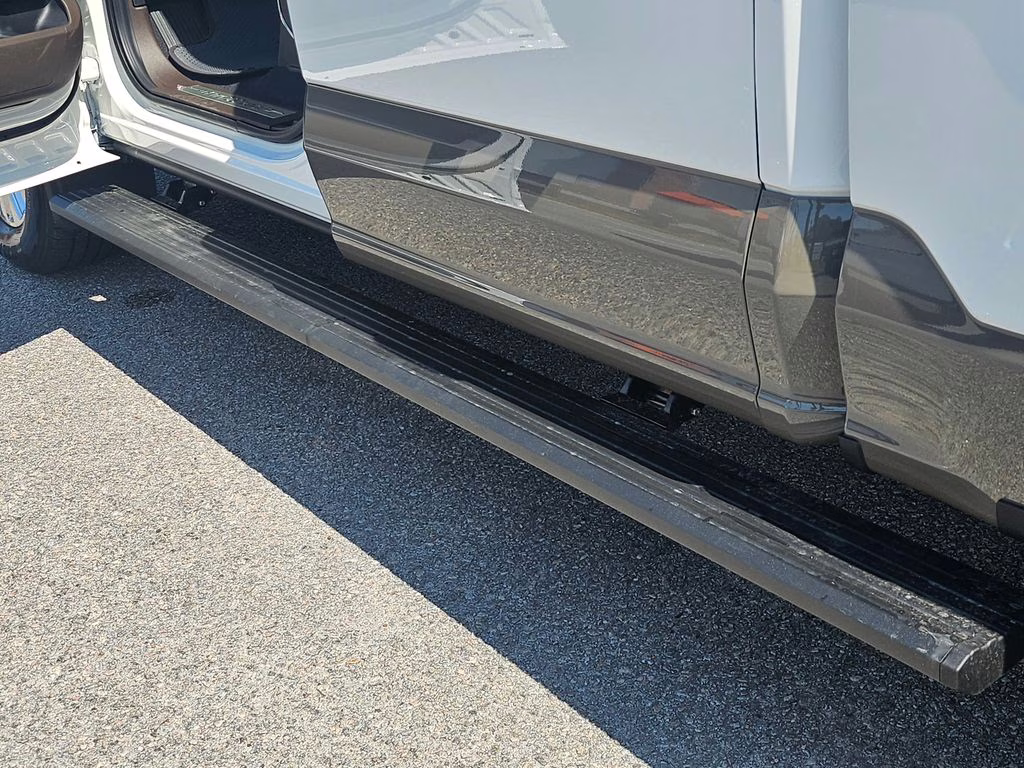 2026 Star White Metallic Tri-Coat Ford F-150 King Ranch 4X4 Truck