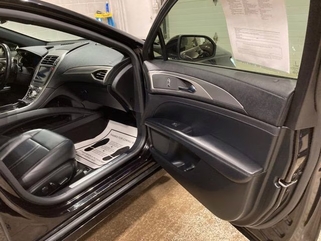 2020 Infinite Black Metallic Lincoln MKZ Standard FWD Sedan