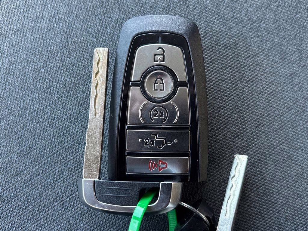 2026 Carbonized Gray Metallic Ford Super Duty F-250 SRW XLT 4X4 Truck