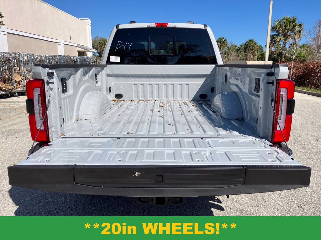 2026 Avalanche Ford Super Duty F-350 SRW Platinum 4X4 Truck