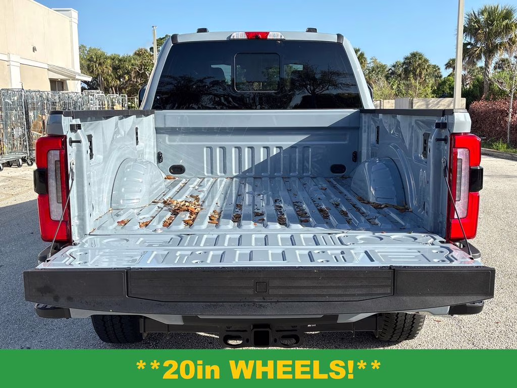 2026 Glacier Gray Metallic TriCoat Ford Super Duty F-350 SRW Platinum 4X4 Truck