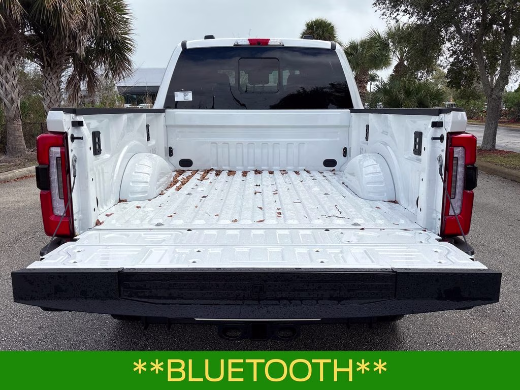 2026 Star White Metallic Tri-Coat Ford Super Duty F-350 SRW Platinum 4X4 Truck