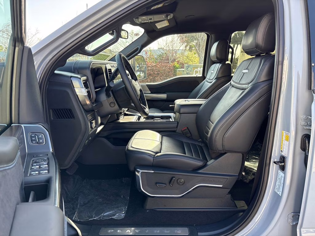 2026 Glacier Gray Metallic TriCoat Ford Super Duty F-350 SRW Platinum 4X4 Truck