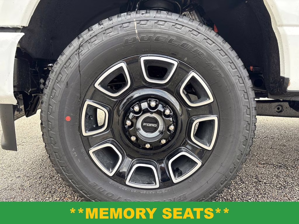 2026 Star White Metallic Tri-Coat Ford Super Duty F-350 SRW Platinum 4X4 Truck