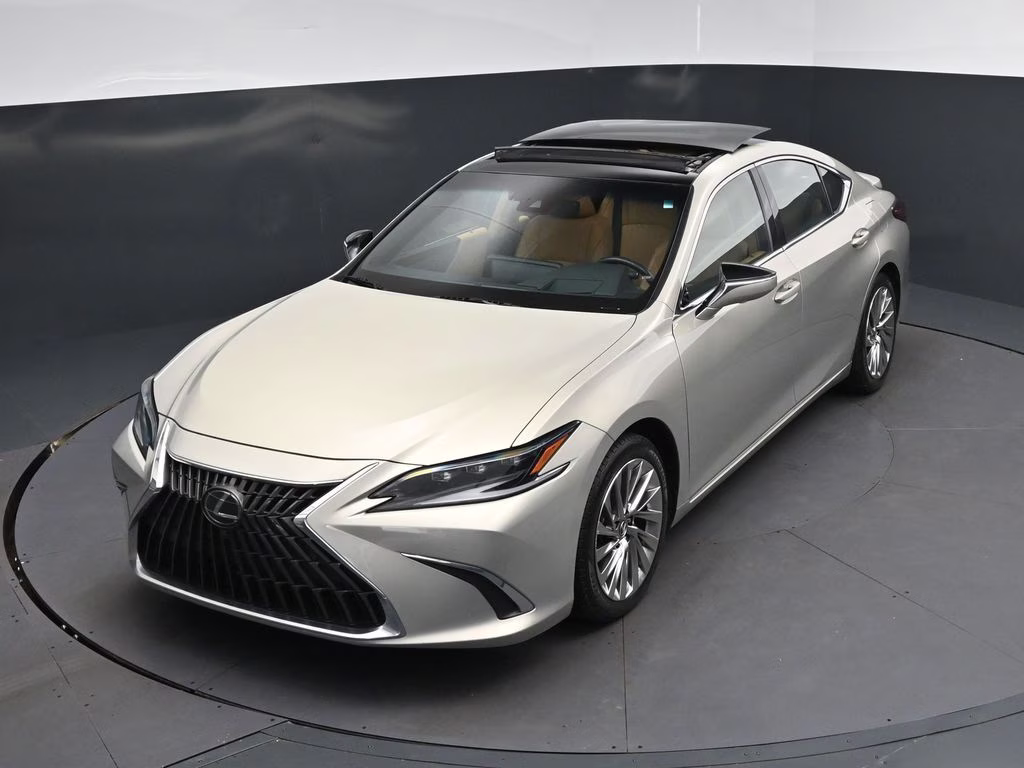 2022 Beige Metallic Lexus ES 350 Ultra Luxury FWD Sedan