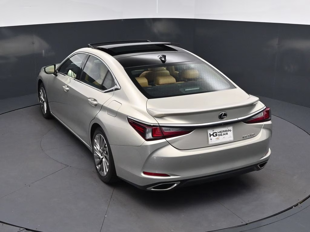 2022 Beige Metallic Lexus ES 350 Ultra Luxury FWD Sedan