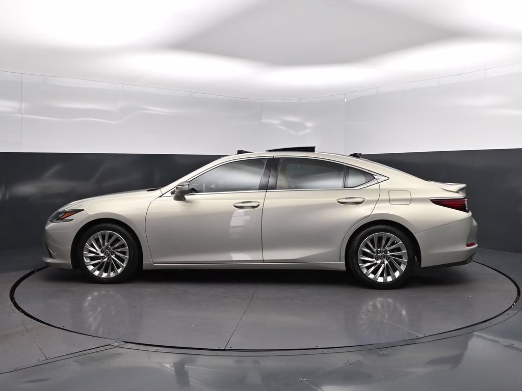 2022 Beige Metallic Lexus ES 350 Ultra Luxury FWD Sedan