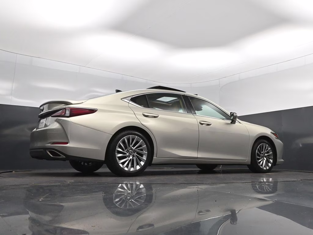 2022 Beige Metallic Lexus ES 350 Ultra Luxury FWD Sedan