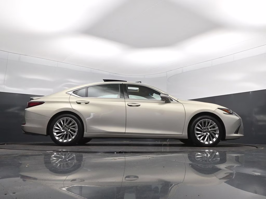 2022 Beige Metallic Lexus ES 350 Ultra Luxury FWD Sedan
