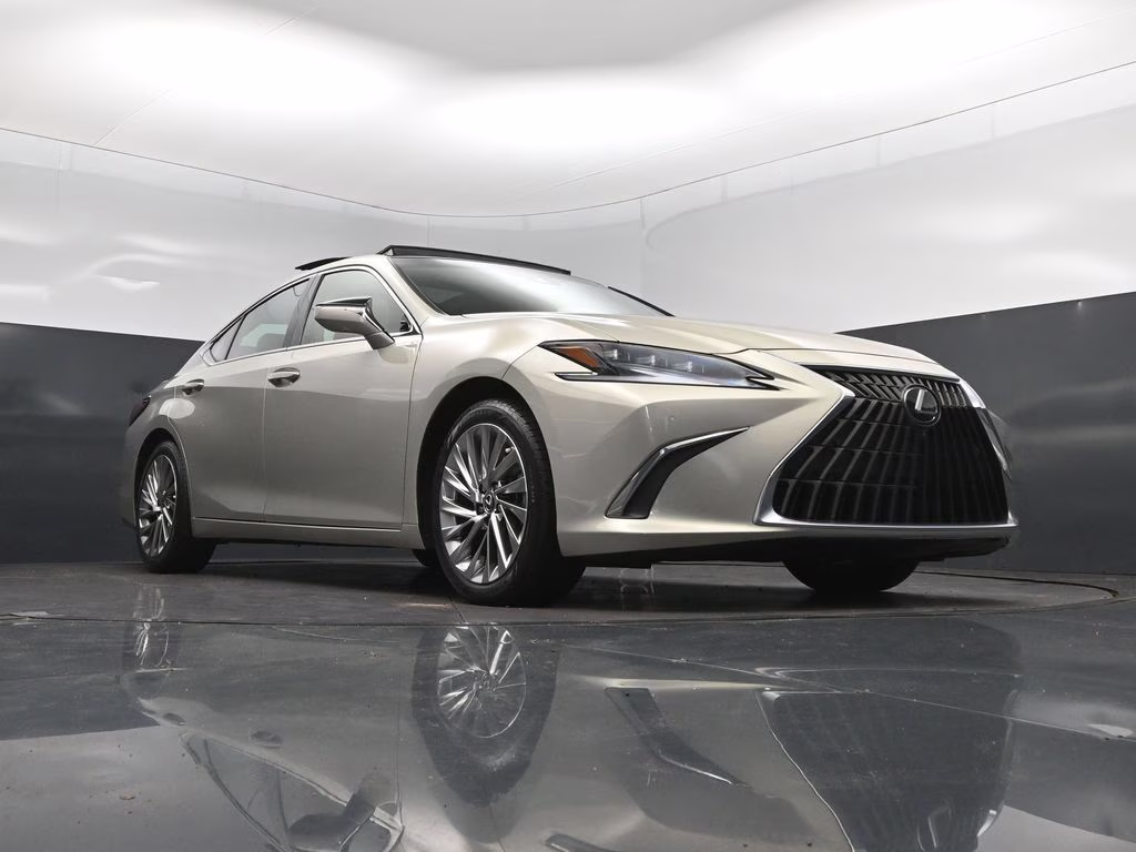 2022 Beige Metallic Lexus ES 350 Ultra Luxury FWD Sedan
