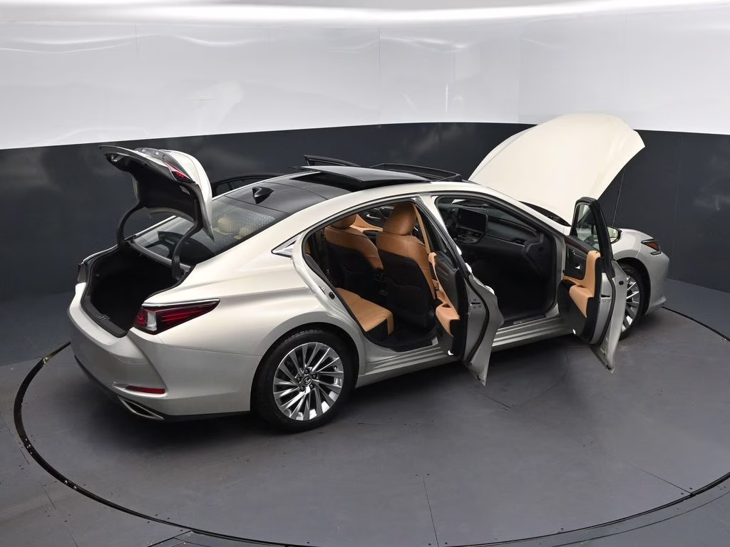 2022 Beige Metallic Lexus ES 350 Ultra Luxury FWD Sedan