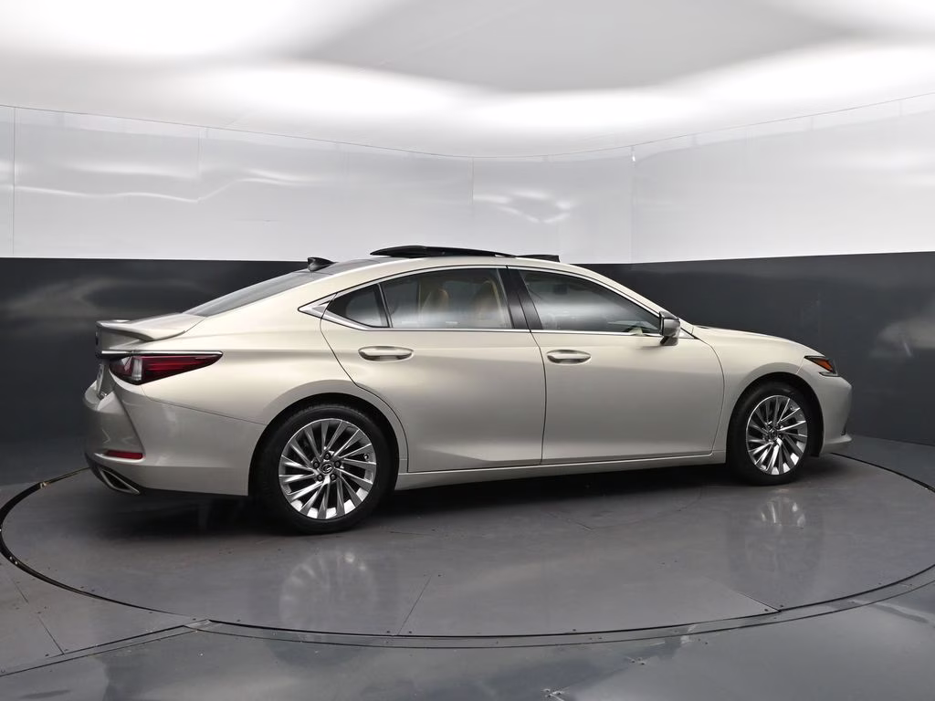 2022 Beige Metallic Lexus ES 350 Ultra Luxury FWD Sedan