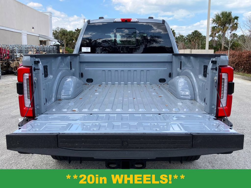 2026 Glacier Gray Metallic TriCoat Ford Super Duty F-350 SRW Platinum 4X4 Truck