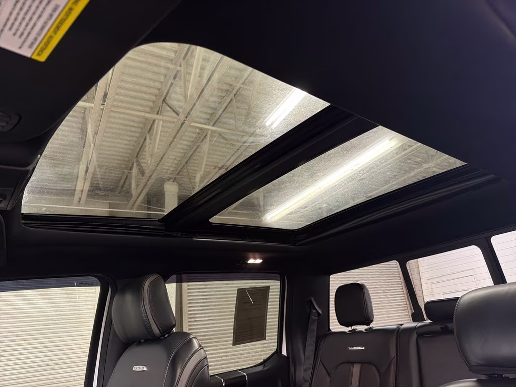 2020 Star White Metallic Tri-Coat Ford F-150 Platinum 4X4 Truck