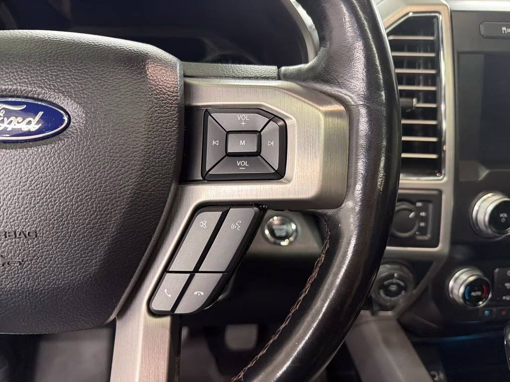 2020 Star White Metallic Tri-Coat Ford F-150 Platinum 4X4 Truck