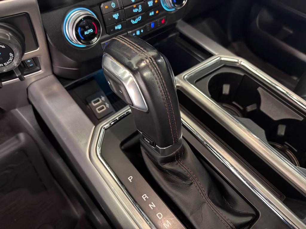 2020 Star White Metallic Tri-Coat Ford F-150 Platinum 4X4 Truck