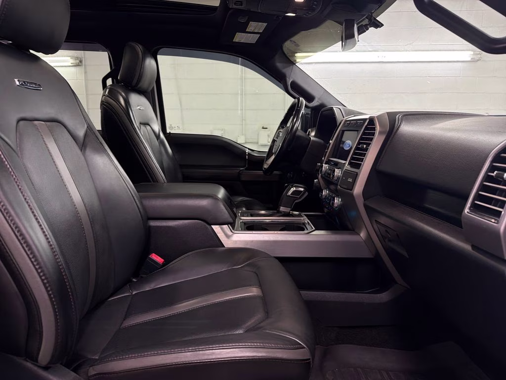 2020 Star White Metallic Tri-Coat Ford F-150 Platinum 4X4 Truck