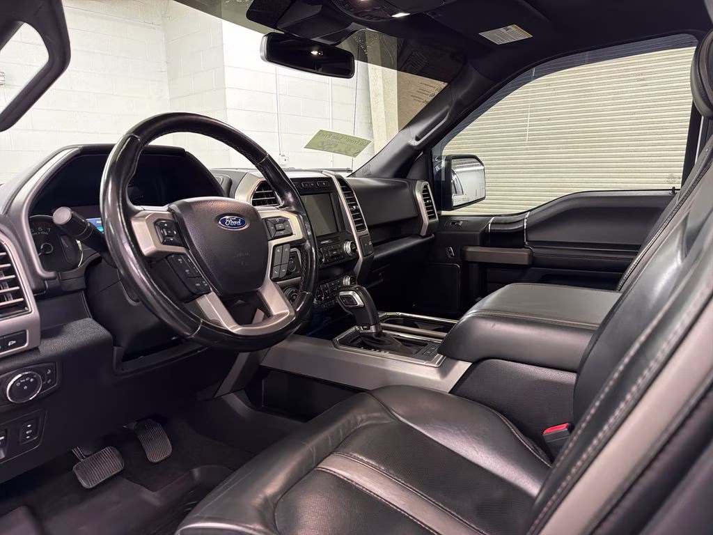 2020 Star White Metallic Tri-Coat Ford F-150 Platinum 4X4 Truck