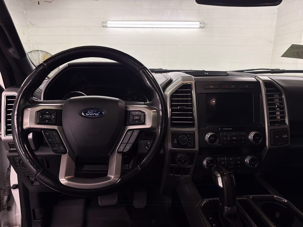 2020 Star White Metallic Tri-Coat Ford F-150 Platinum 4X4 Truck