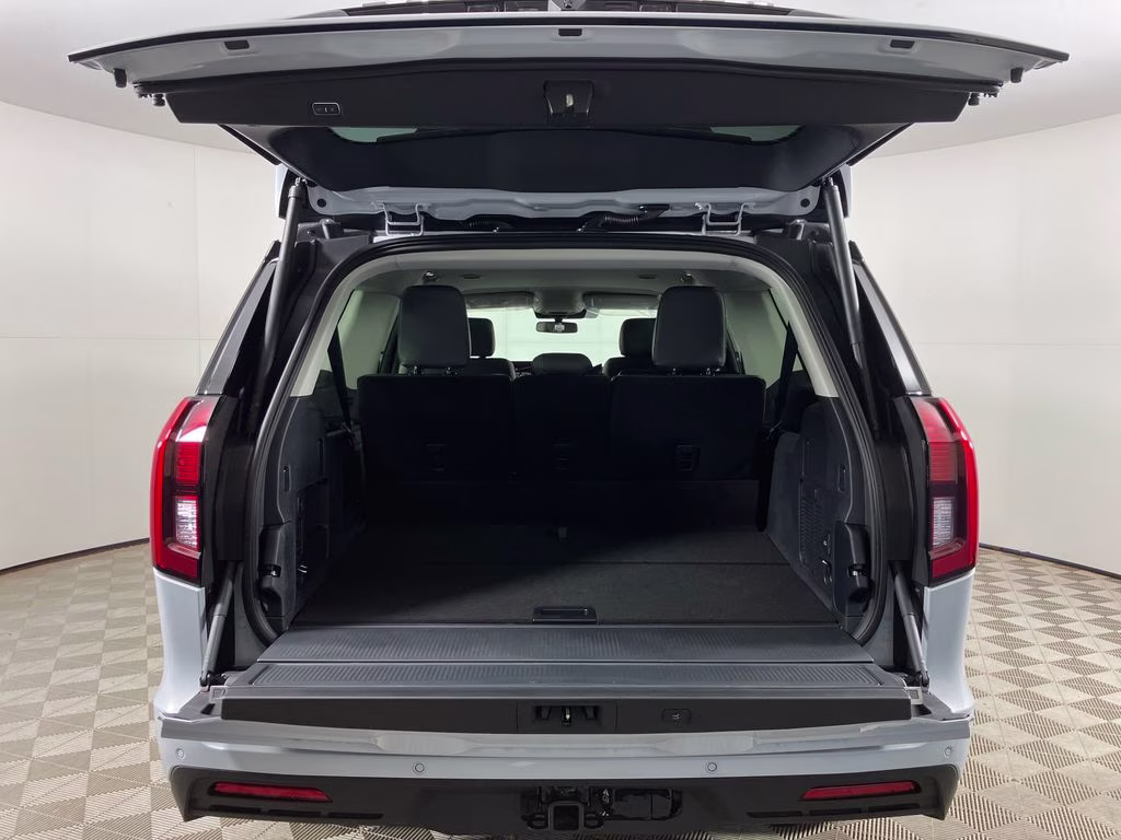 2026 Silver Metallic Ford Expedition Max Active RWD SUV