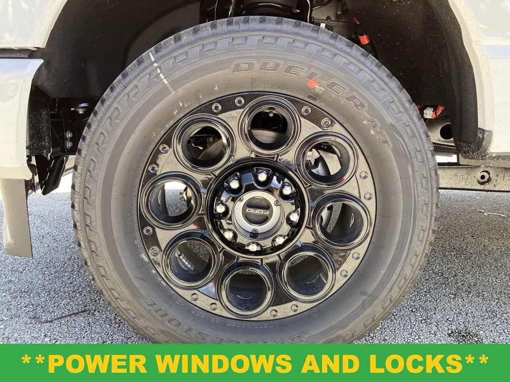 2026 Avalanche Ford Super Duty F-250 SRW XLT 4X4 Truck