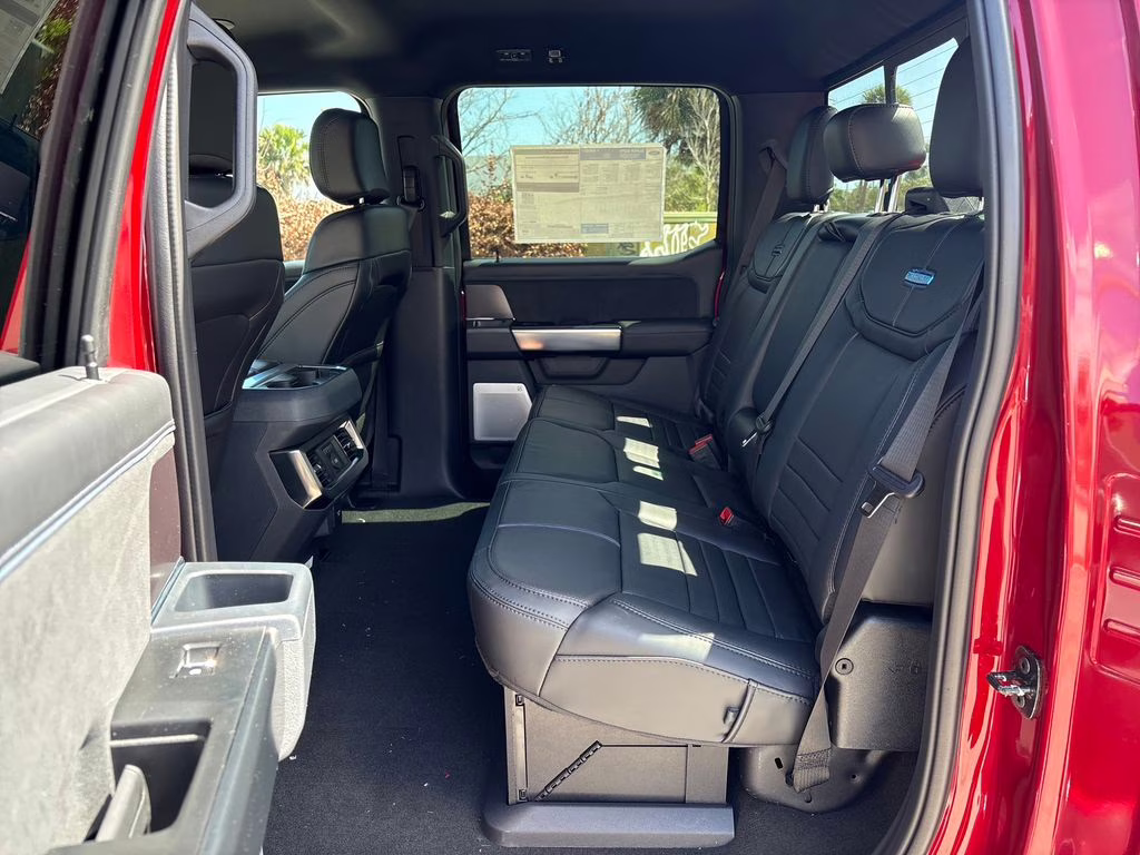 2026 Ruby Red Metallic Tinted Clearcoat Ford Super Duty F-350 SRW Platinum 4X4 Truck