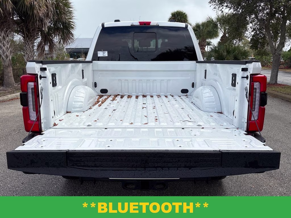 2026 Star White Metallic Tri-Coat Ford Super Duty F-350 SRW Platinum 4X4 Truck