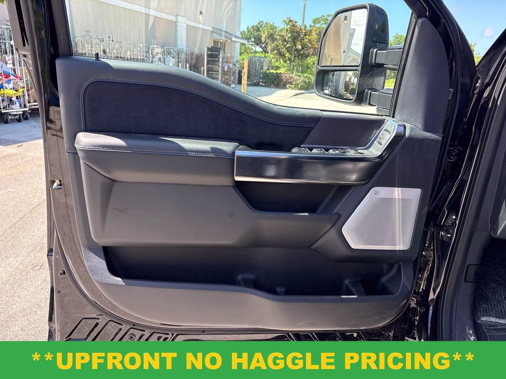 2026 Agate Black Metallic Ford Super Duty F-350 SRW Platinum 4X4 Truck