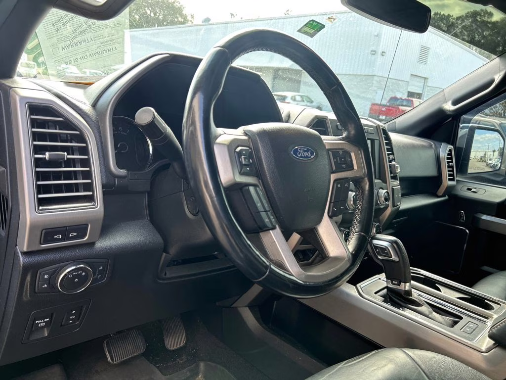 2020 Star White Metallic Tri-Coat Ford F-150 Platinum 4X4 Truck