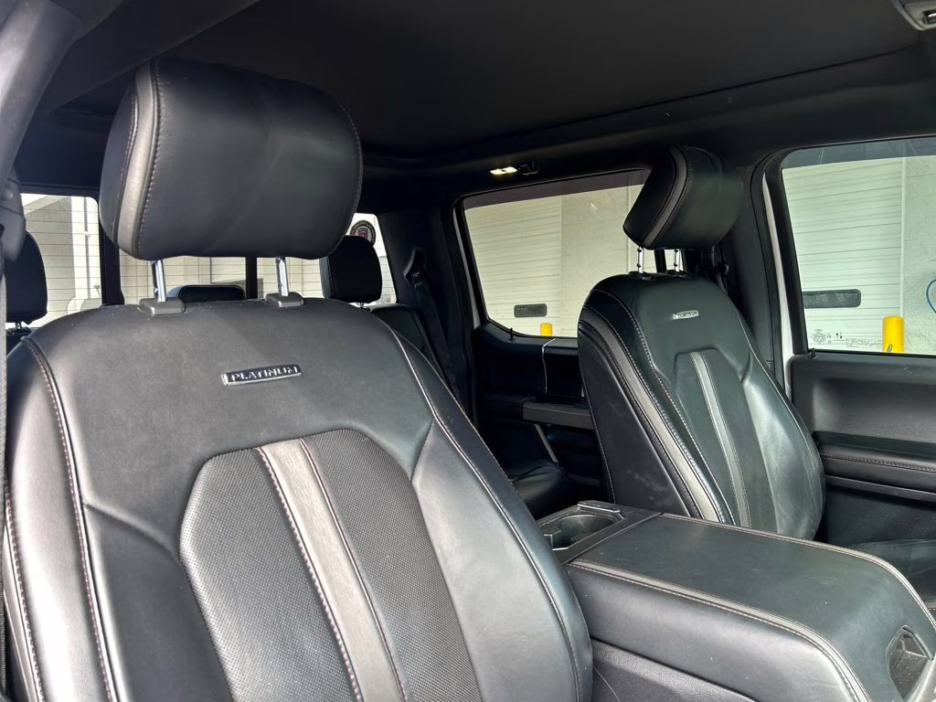 2020 Star White Metallic Tri-Coat Ford F-150 Platinum 4X4 Truck