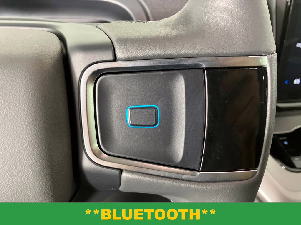 2026 Space Silver Metallic Ford Expedition Max Active RWD SUV