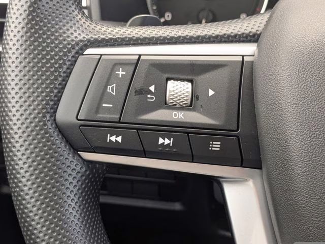 2026 Alloy Silver Metallic Mitsubishi Outlander ES FWD SUV