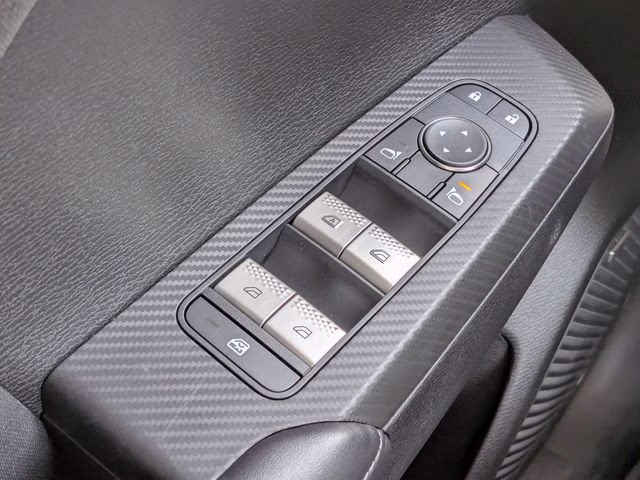 2026 White Diamond Mitsubishi Outlander ES FWD SUV