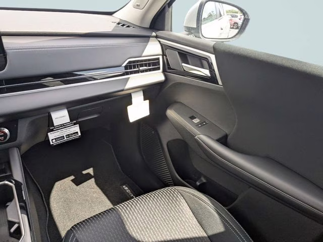 2026 Alloy Silver Metallic Mitsubishi Outlander ES FWD SUV
