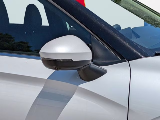2026 White Diamond Mitsubishi Outlander ES FWD SUV