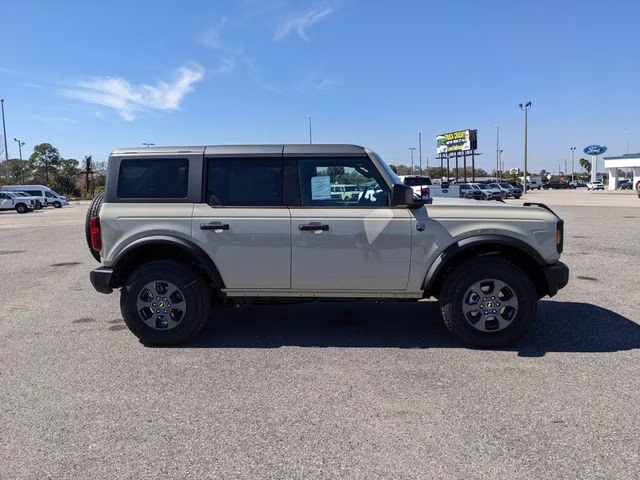 2026 Desert Sand Ford Bronco Big Bend 4X4 SUV