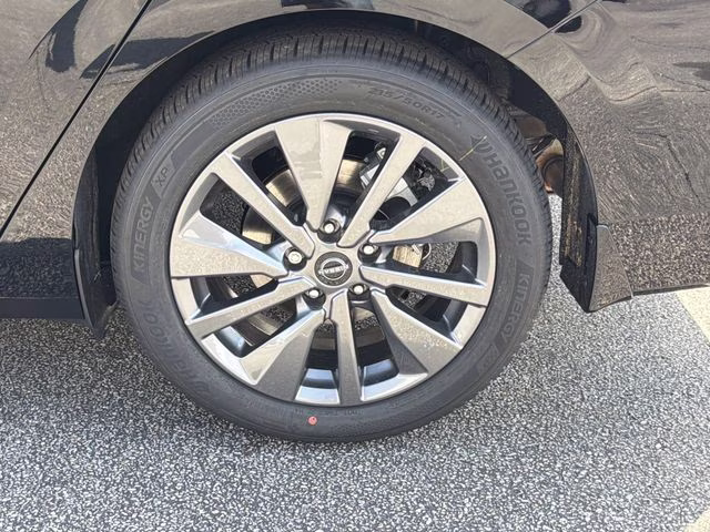 2026 Super Black Nissan Sentra SL FWD Sedan