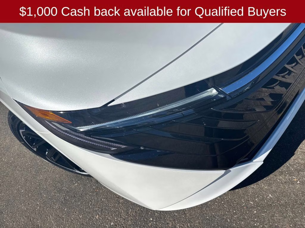 2026 Aspen White Tricoat Nissan Sentra SR FWD Sedan