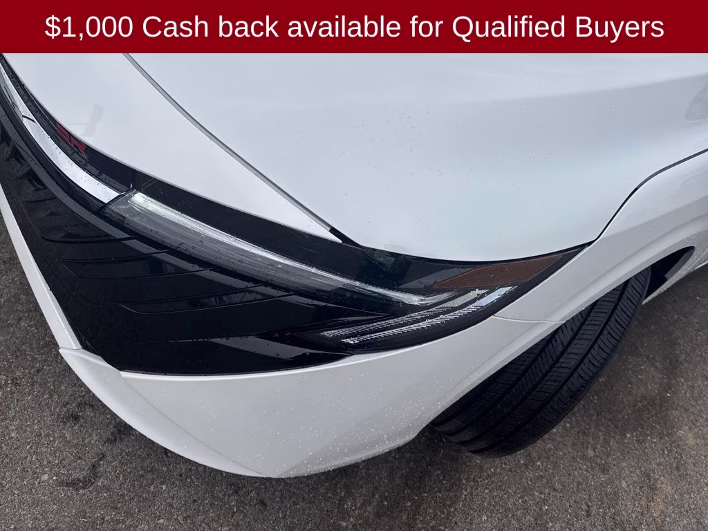 2026 Aspen White Tricoat Nissan Sentra SR FWD Sedan