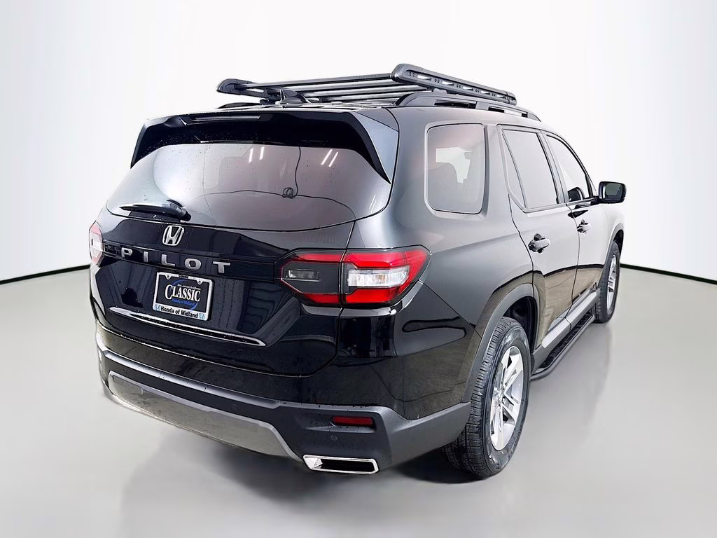 2026 Crystal Black Pearl Honda Pilot EX-L FWD SUV