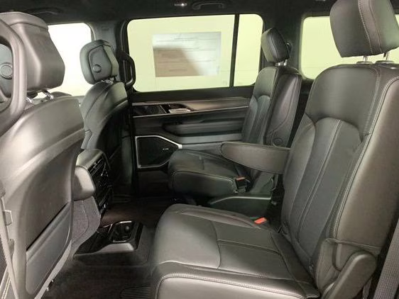 2026 Silver Zynith Jeep Grand Wagoneer 4x4 4X4 SUV