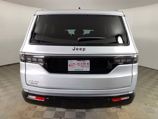 2026 Silver Zynith Jeep Grand Wagoneer 4x4 4X4 SUV