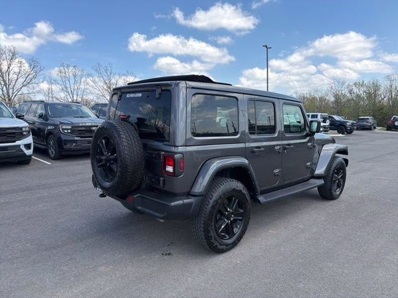 2021 Granite Crystal Metallic Clearcoat Jeep Wrangler Unlimited Sahara Altitude 4X4 SUV