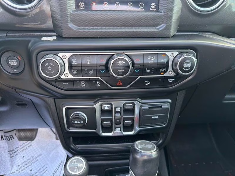 2021 Granite Crystal Metallic Clearcoat Jeep Wrangler Unlimited Sahara Altitude 4X4 SUV