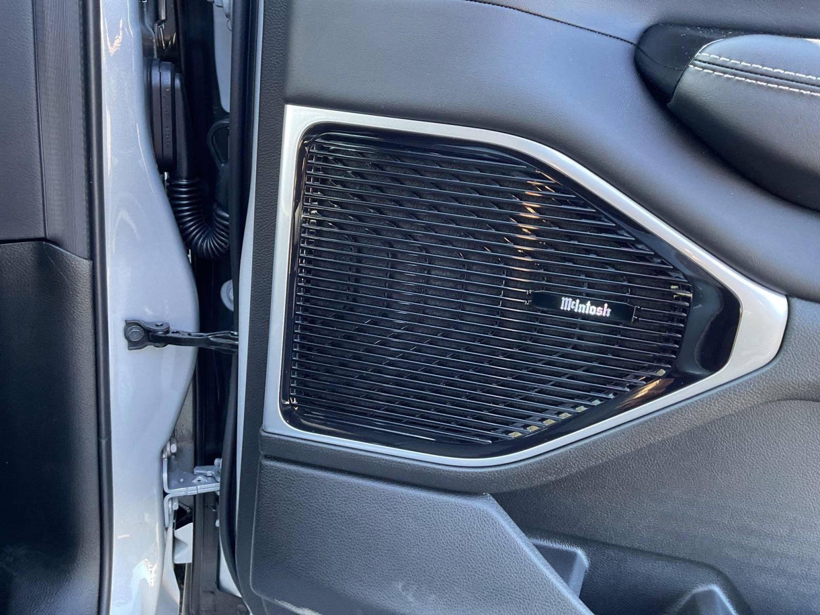 2026 Silver Zynith Jeep Grand Wagoneer Limited 4X4 SUV