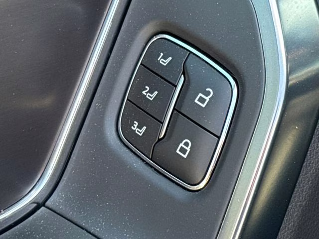 2025 White Metallic Ford F-150 Platinum 4X4 Truck