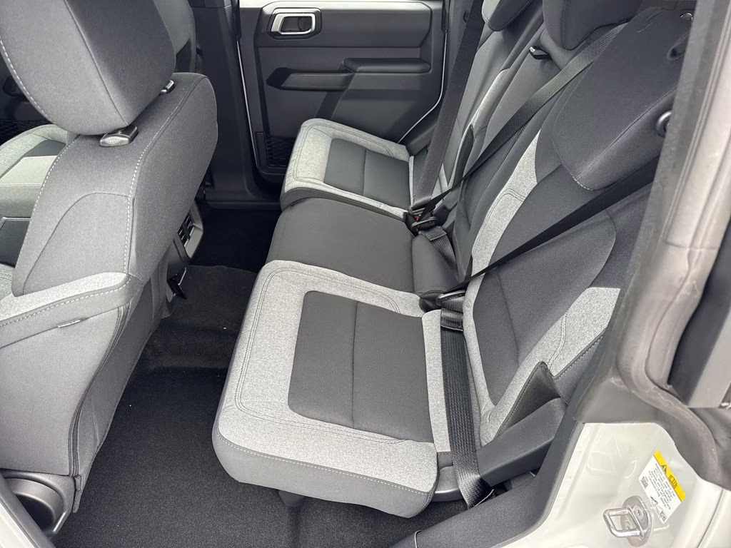 2026 Avalanche Ford Bronco Base 4X4 SUV