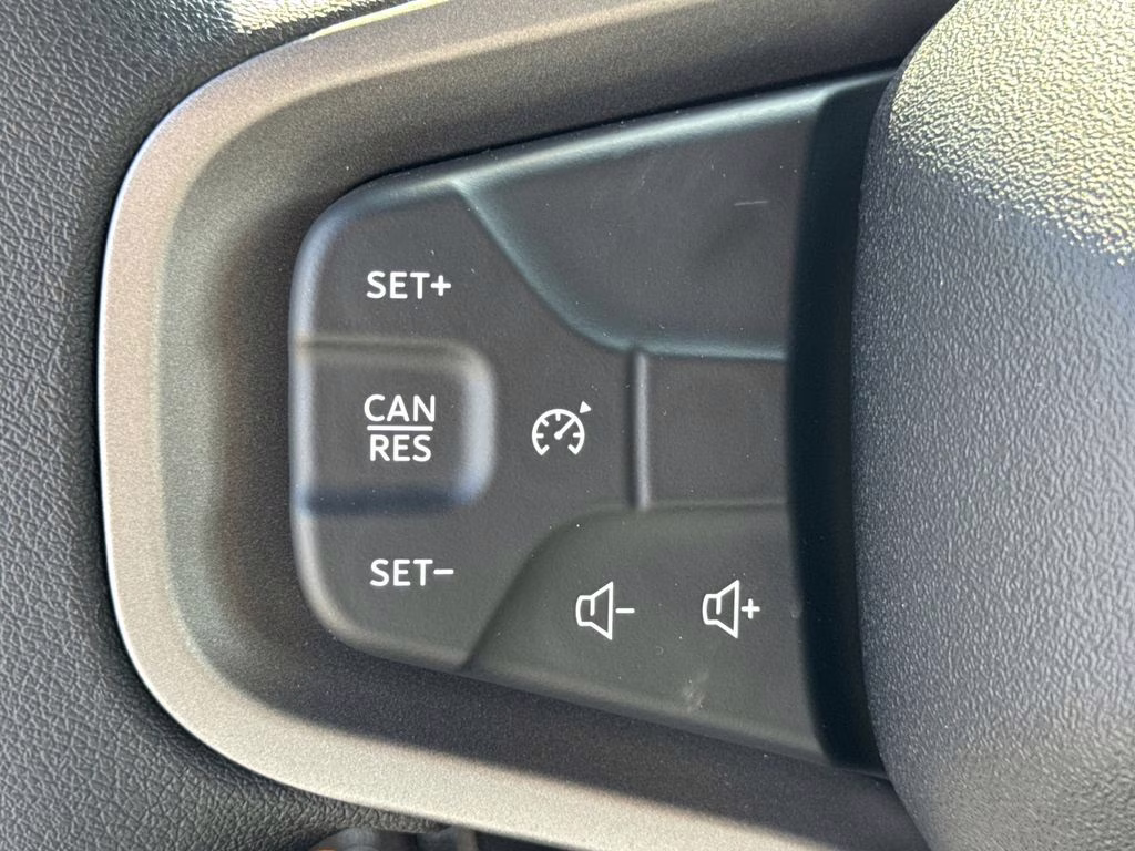 2026 Oxford White Ford Bronco Base 4X4 SUV