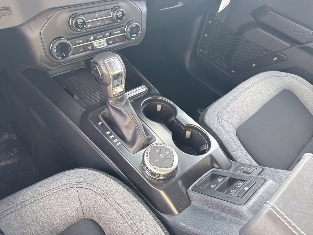 2026 Oxford White Ford Bronco Big Bend 4X4 SUV