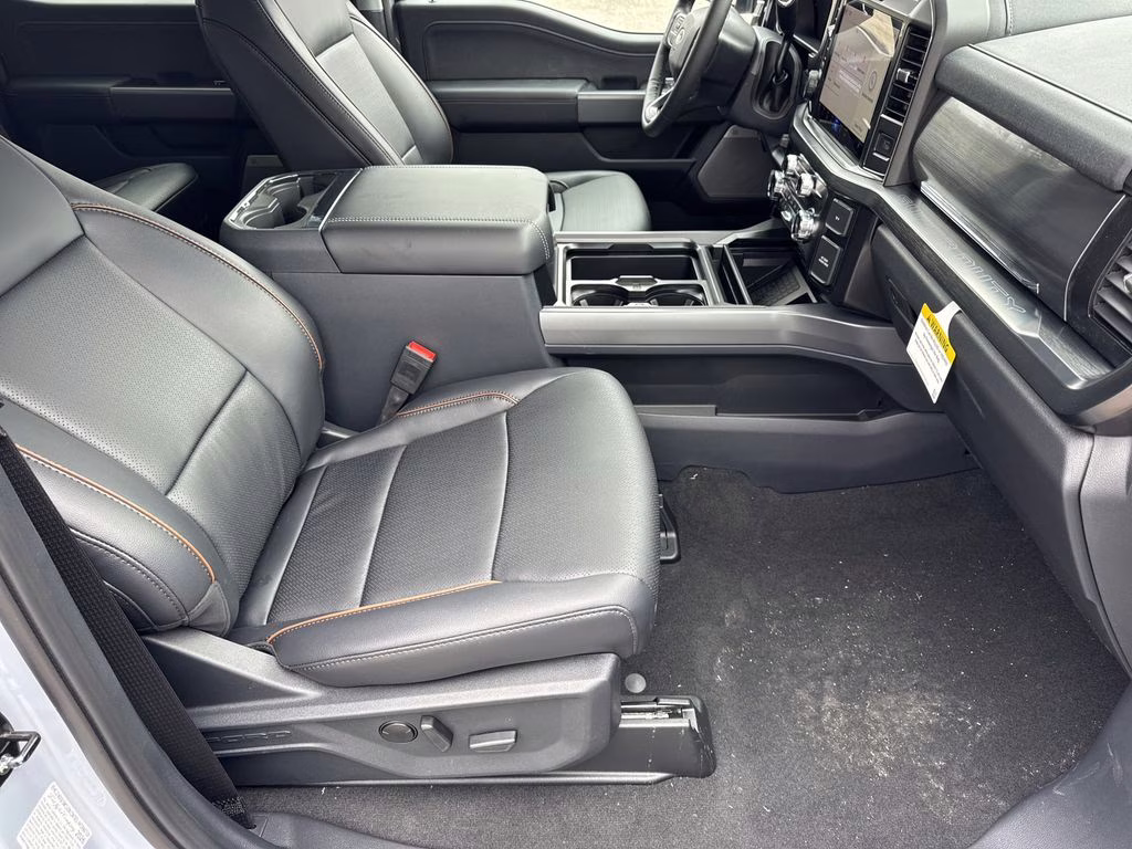 2026 Gray Metallic Ford Super Duty F-250 SRW Lariat 4X4 Truck